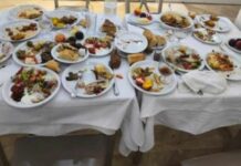 Photo du jour : 23 assiettes pour deux personnes dans un hôtel, le gaspillage alimentaire fait polémique